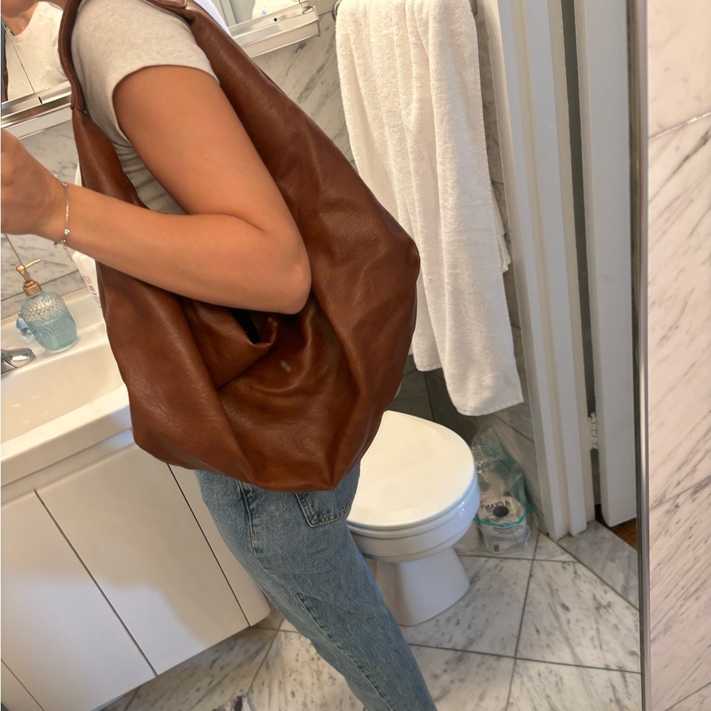 Hobo bag brown